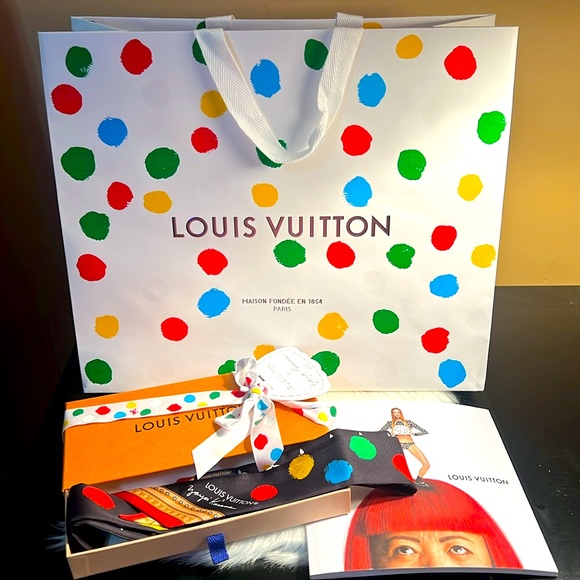 🔥 Louis Vuitton x Yayoi Kusama Silk Scarf/Twilly - Picture 2 of 8